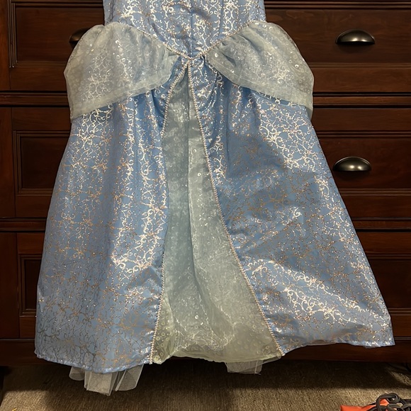 Official Disney Cinderella Dress size L 10-12 - Picture 2 of 7